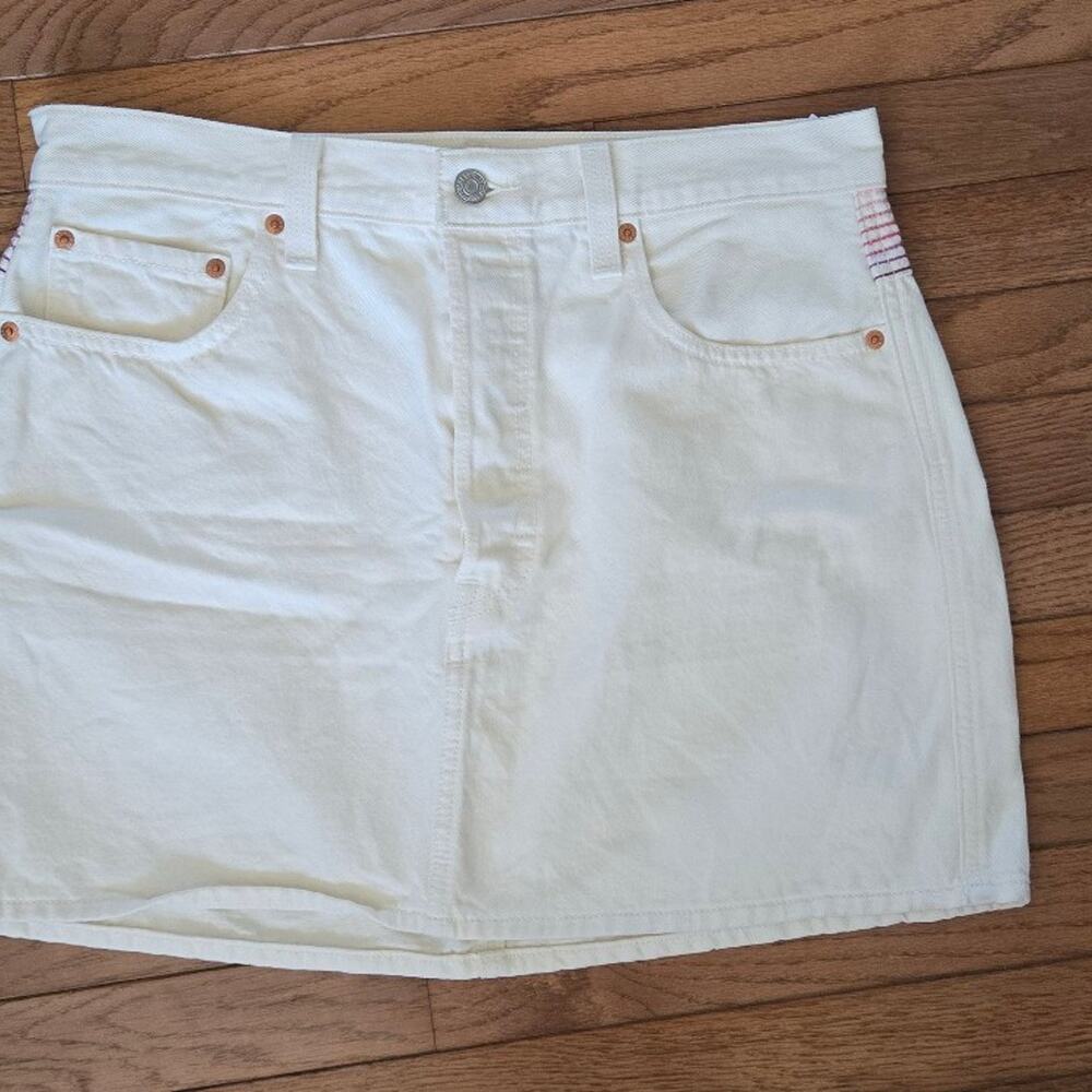 levis womens ribcage mini skirt embroidered 32
